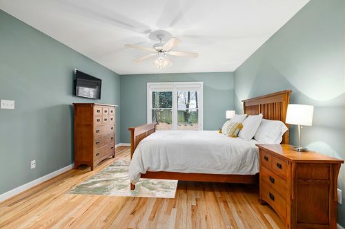 Liverpool Modern Abstract Bedroom Living Room Area Rug - Boho Carpet - Contemporary Bohemian Farmhouse - Green, Brown, Cream, Off White - 5'3" x 7' in Teal and Orange Wood Bedroom