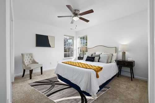Grey Modern Non Slip Living room, Bedroom, Hallway, Office, Dorm, Kitchen, Dining room Area Rug in White and Yellow Modern Bedroom