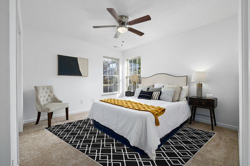 Nourison Modern Lines Modern Geometric Black 8' x 10' Area -Rug, Easy -Cleaning, Non Shedding, Bed Room, Living Room, Dining Room, Kitchen (8x10) in White and Yellow Modern Bedroom