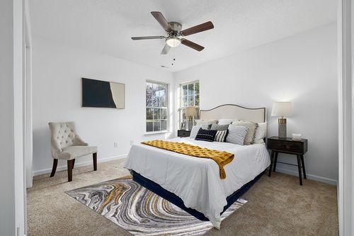 Rugshop Contemporary Abstract Swirl Stain Resistant Soft Area Rug 5' x 7' Yellow in White and Yellow Modern Bedroom