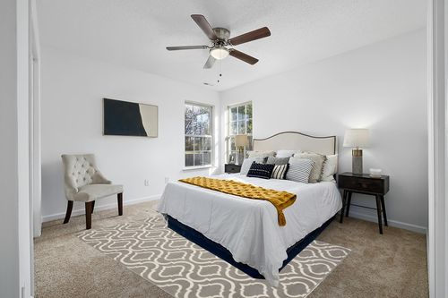 Nourison Jubilant Moroccan Trellis Grey Area Rug, (6' x 9') in White and Yellow Modern Bedroom