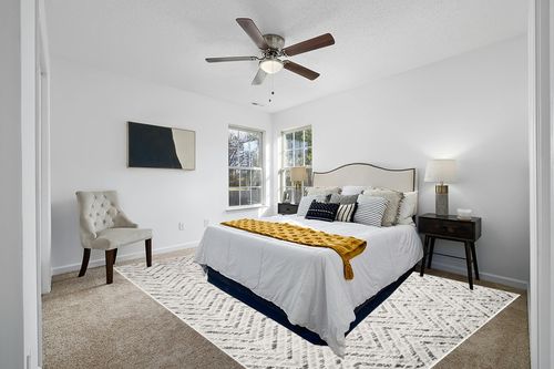 SAFAVIEH Adirondack Collection Area Rug - 9' x 12', Ivory & Charcoal, Chevron Design, Non-Shedding & Easy Care, Ideal for High Traffic Areas in Living Room, Bedroom (ADR104N) in White and Yellow Modern Bedroom