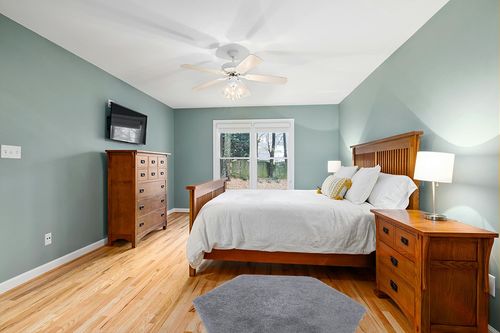 Ultra Soft Rug for Home Décor in Teal and Orange Wood Bedroom