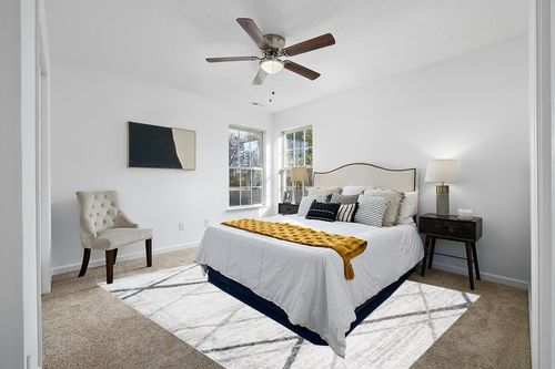 nuLOOM Thigpen Contemporary Area Rug, 7' 6" x 9' 6", Grey in White and Yellow Modern Bedroom