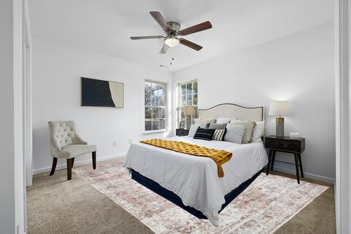 Bloom Rugs Washable Non-Slip 9' x 12' Rug - Ivory/Blush Traditional Area Rug for Living Room, Bedroom, Dining Room, and Kitchen - Exact Size: 9' x 12' in White and Yellow Modern Bedroom