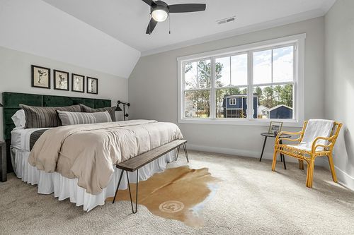 Genuine Palomino Beige and White Cowhide Rug 6 x 7-8 ft. 180 x 240 cm in Grey Traditional Bedroom with King Bed