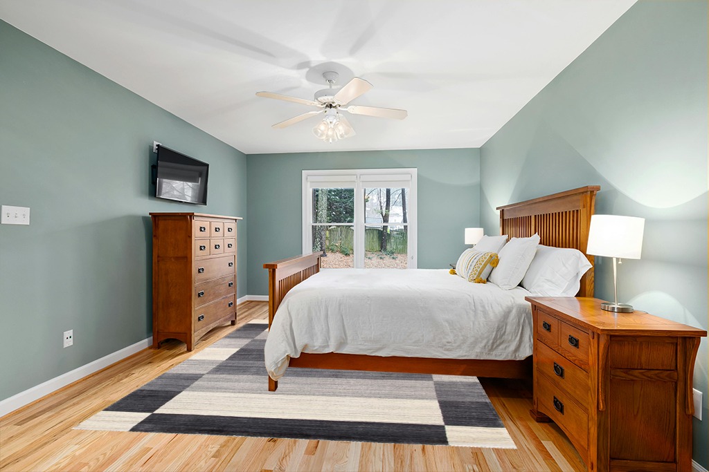 Cowhide rug in bedroom ideas in Teal and Orange Wood Bedroom