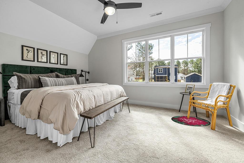 Round rug decorating ideas in Grey Traditional Bedroom with King Bed