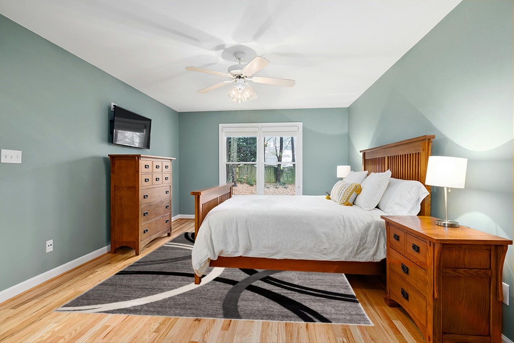 Rug ideas in Teal and Orange Wood Bedroom