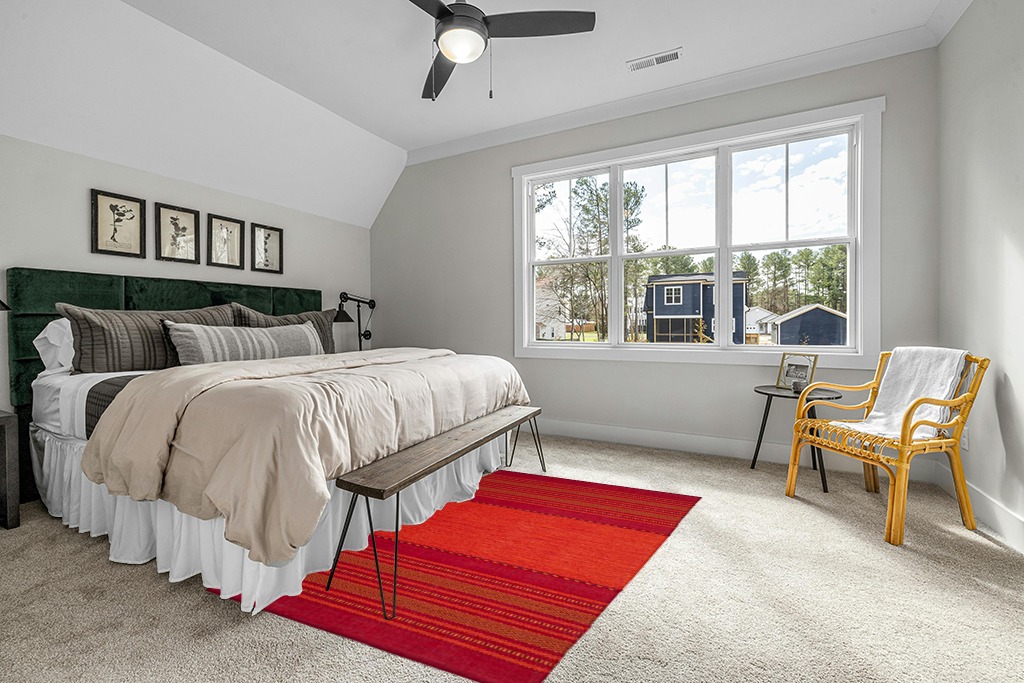 SAFAVIEH Montauk Collection Area Rug - 5' x 8', Orange & Red, Handmade Flat Weave Cotton, Ideal for High Traffic Areas in Living Room, Bedroom (MTK215A) in Grey Traditional Bedroom with King Bed