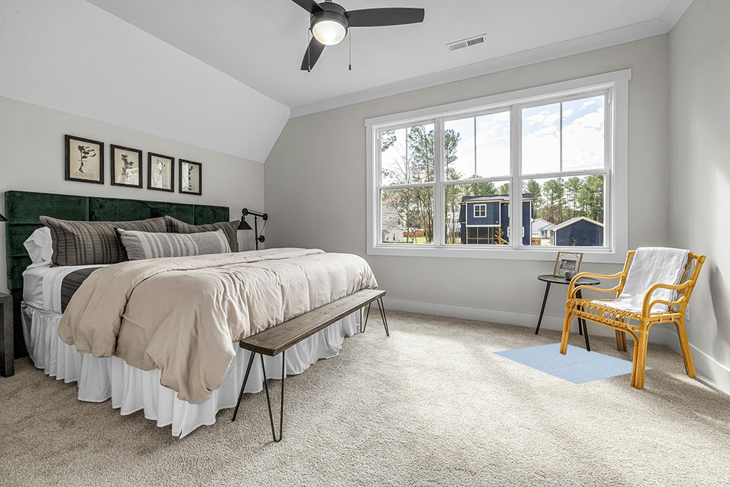 SAFAVIEH Bermuda Collection Area Rug - 3' Square, Light Blue & Cream, Geometric Design, Indoor/Outdoor & Machine Washable, Ideal for Patio, Backyard, Mudroom (BMU814A-3SQ) in Grey Traditional Bedroom with King Bed