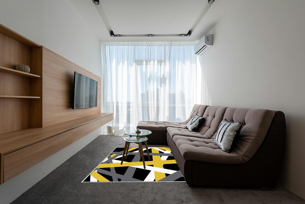 Are black rugs a bad idea in Grey Living Room with Brown Couch