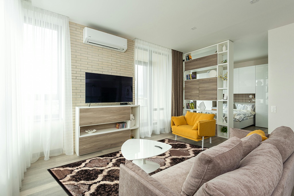 ‎A Chocolate ‎Modern ‎Stain Resistant ‎Area Rug in Light Modern Living Room with TV