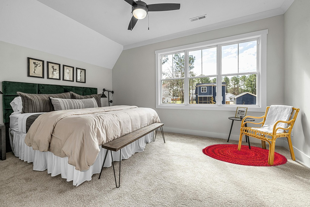 Round rug decorating ideas in Grey Traditional Bedroom with King Bed