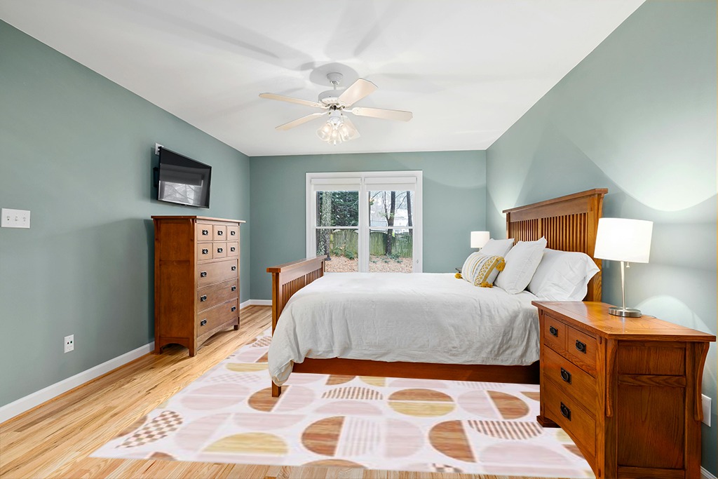 Rug ideas in Teal and Orange Wood Bedroom