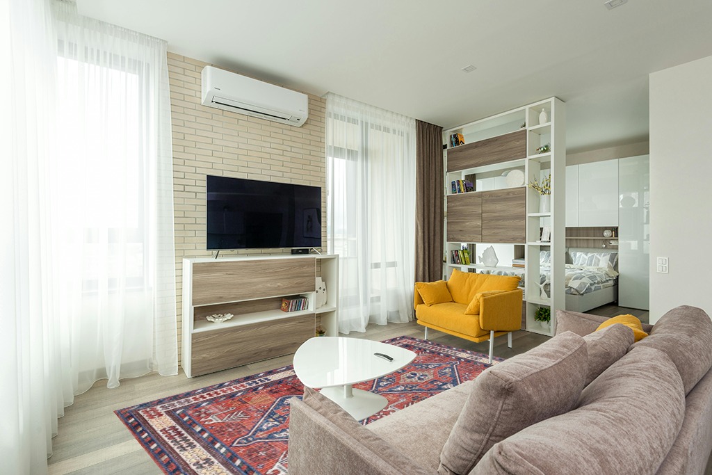 nuLOOM Stella Machine Washable Traditional Tribal Area Rug, 6x9, Rust in Light Modern Living Room with TV