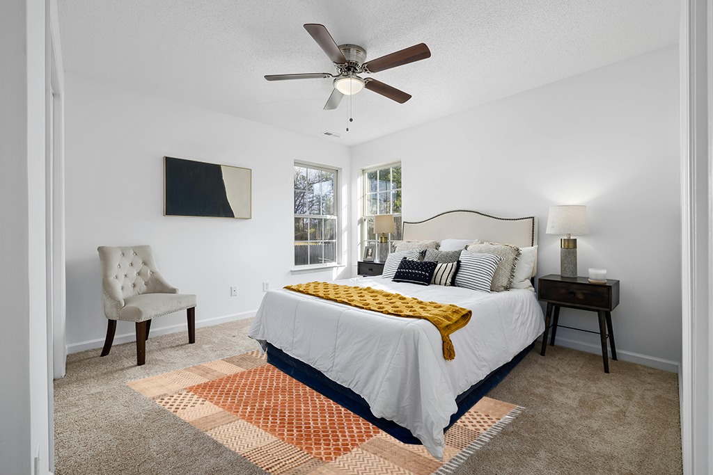 CASAVANI Collection Rectangular Rug - 5x8 Area Rug Orange Cotton Dhurrie Bordered Kilim Rug Indoor Outdoor Use Carpet Flatweave Rug High Traffic Area in Bedroom Dining Room Living Room in White and Yellow Modern Bedroom