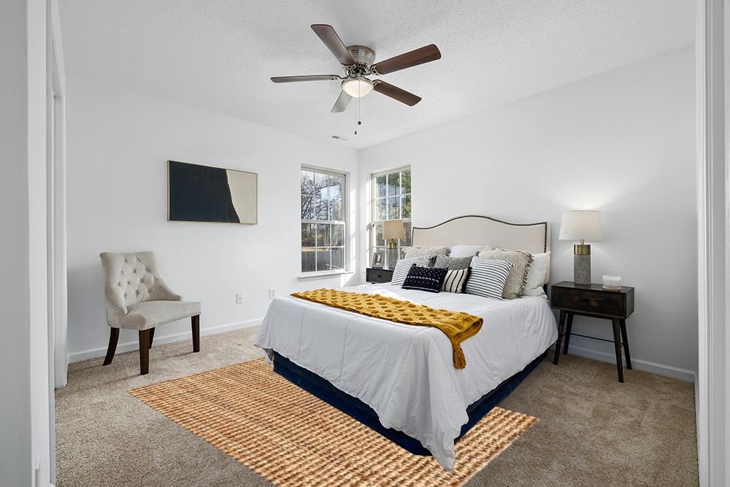Delara Hand Woven Farmhouse Jute Area Rug, Tight Boucle Jute Rug, 5' x 8', Natural in White and Yellow Modern Bedroom