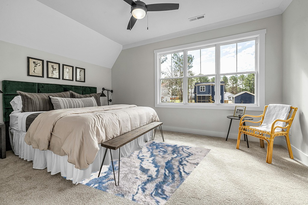 SAFAVIEH Horizon Shag Collection Area Rug - 5'3" x 7'7", Grey & Blue, Modern Abstract Design, Non-Shedding & Easy Care, 2-inch Thick Ideal for High Traffic Areas in Living Room, Bedroom (HZN890G) in Grey Traditional Bedroom with King Bed