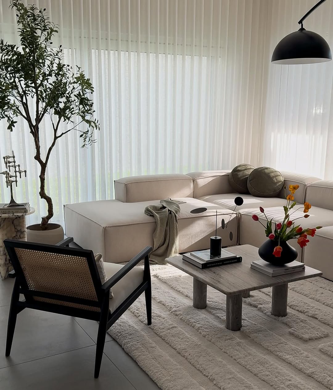 What Color Rug Goes With Grey Floor - Fluffy Rugs